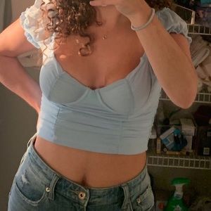 Light blue puffy sleeve top